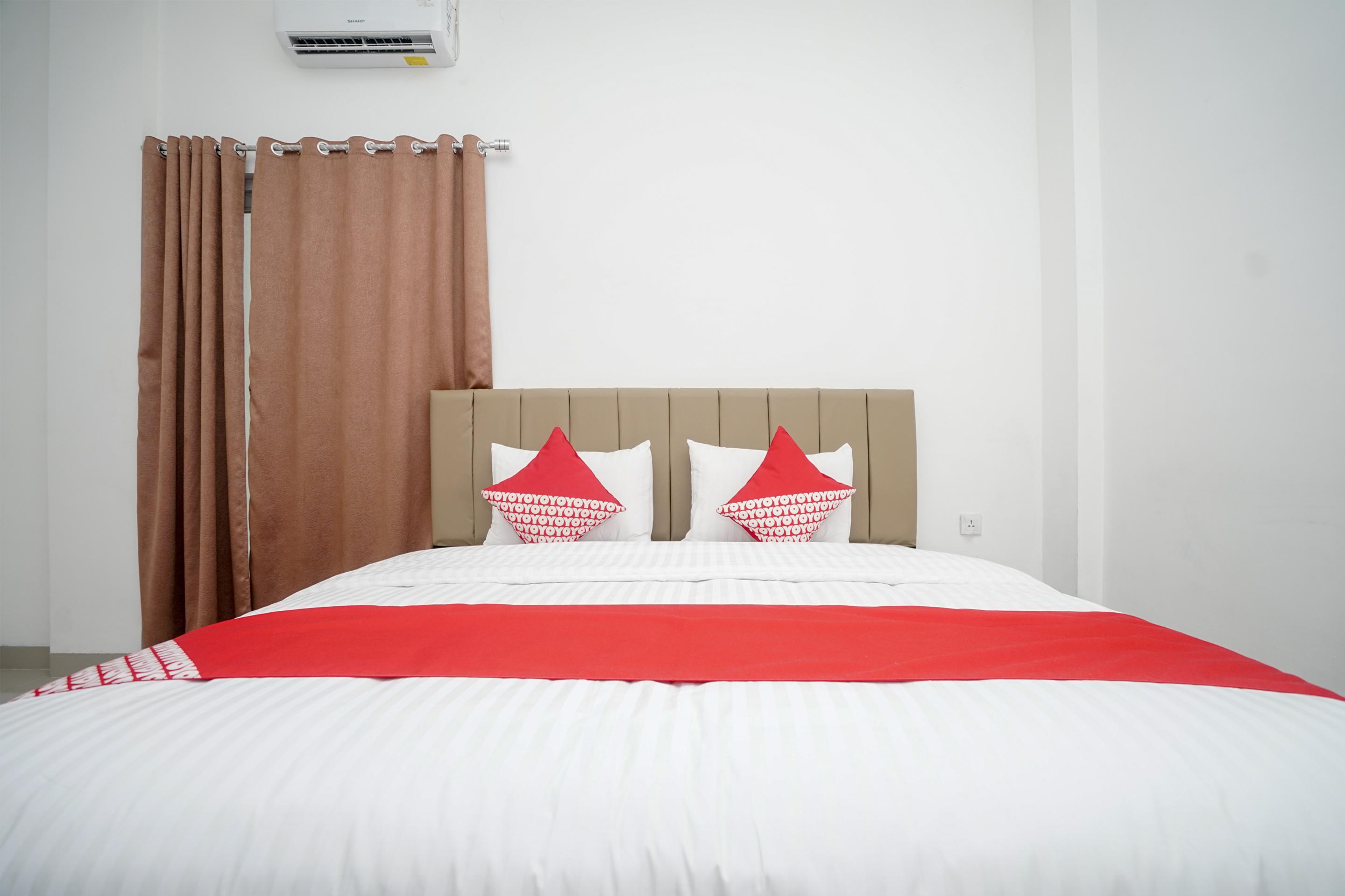 Oyo 443 Hotel Barlian Palembang Bagian luar foto